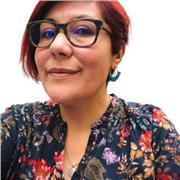 Profesora en Diseño, Emprendimiento e Investigación Social